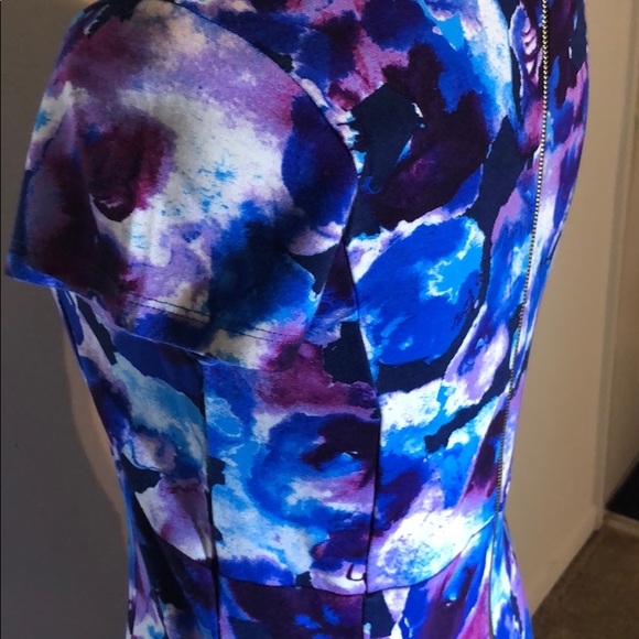 Multicolored dress with full length zipper - Picture 10 of 11